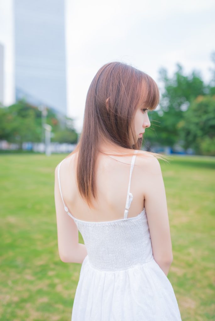 風之領域精品寫真@No.056 草坪上青純的學妹 [50P/229MB]插圖3