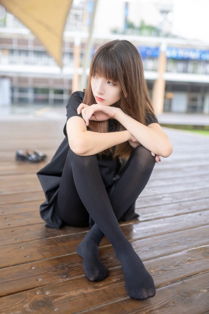 風(fēng)之領(lǐng)域精品寫真@No.064 戶外黑絲長腿 [41P/221MB]插圖2