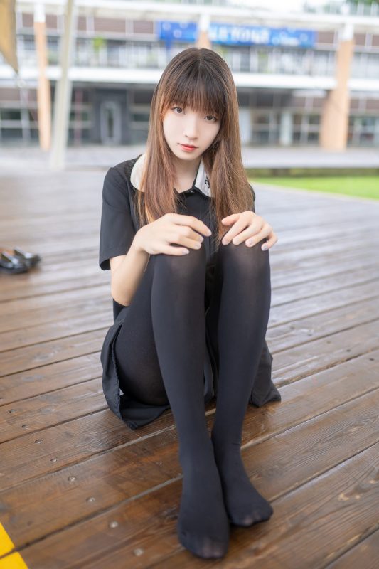 風(fēng)之領(lǐng)域精品寫真@No.064 戶外黑絲長腿 [41P/221MB]-無料攝影圈