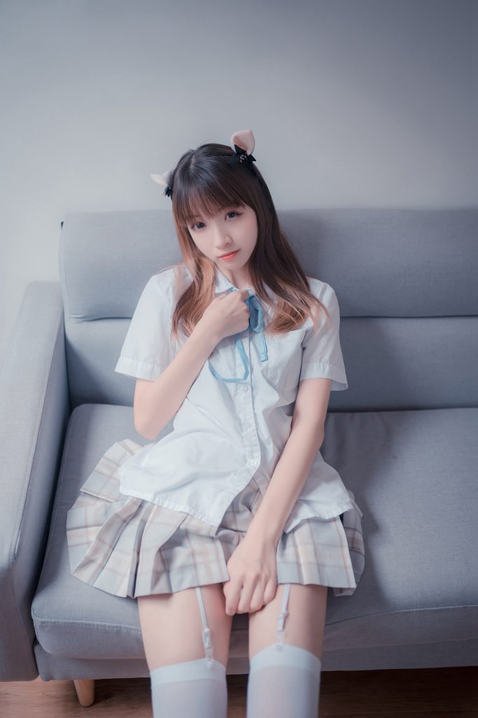 風(fēng)之領(lǐng)域精品寫真@No.065 格子裙吊帶白絲 [46P/232MB]插圖2