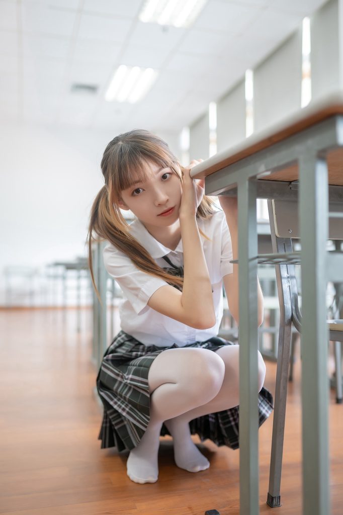 風(fēng)之領(lǐng)域精品寫(xiě)真@No.070 雙馬尾的白絲JK [45P/223MB]插圖