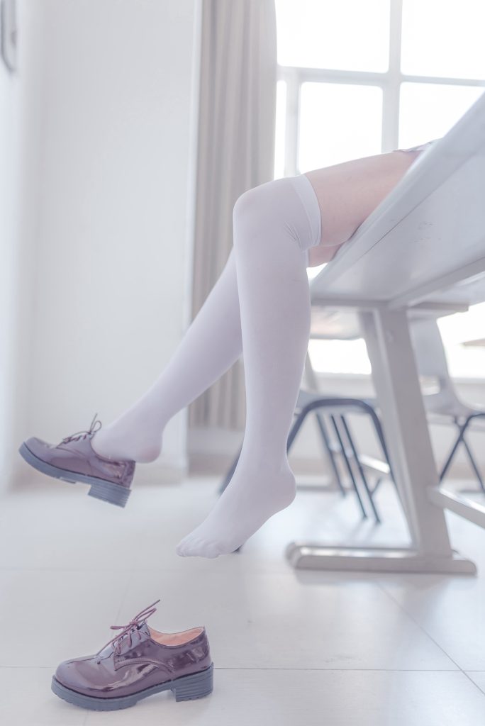 風之領域精品寫真@No.079 美絲專屬課堂 [41P/140MB]插圖2