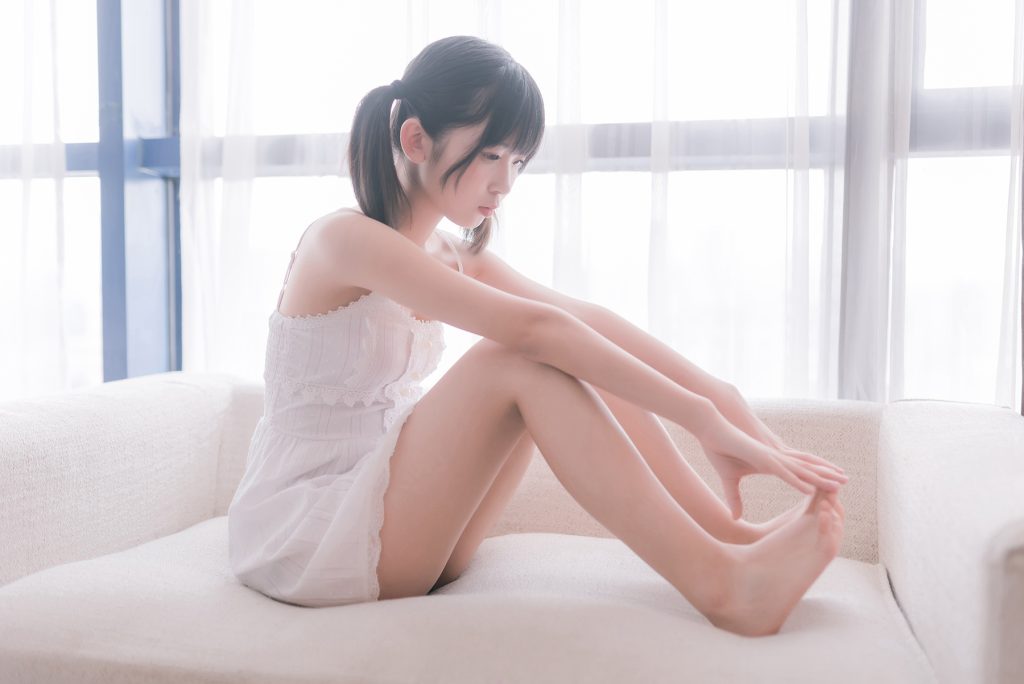 風(fēng)之領(lǐng)域精品寫真@ No.084 白色的睡衣裙 [47P/192MB]插圖