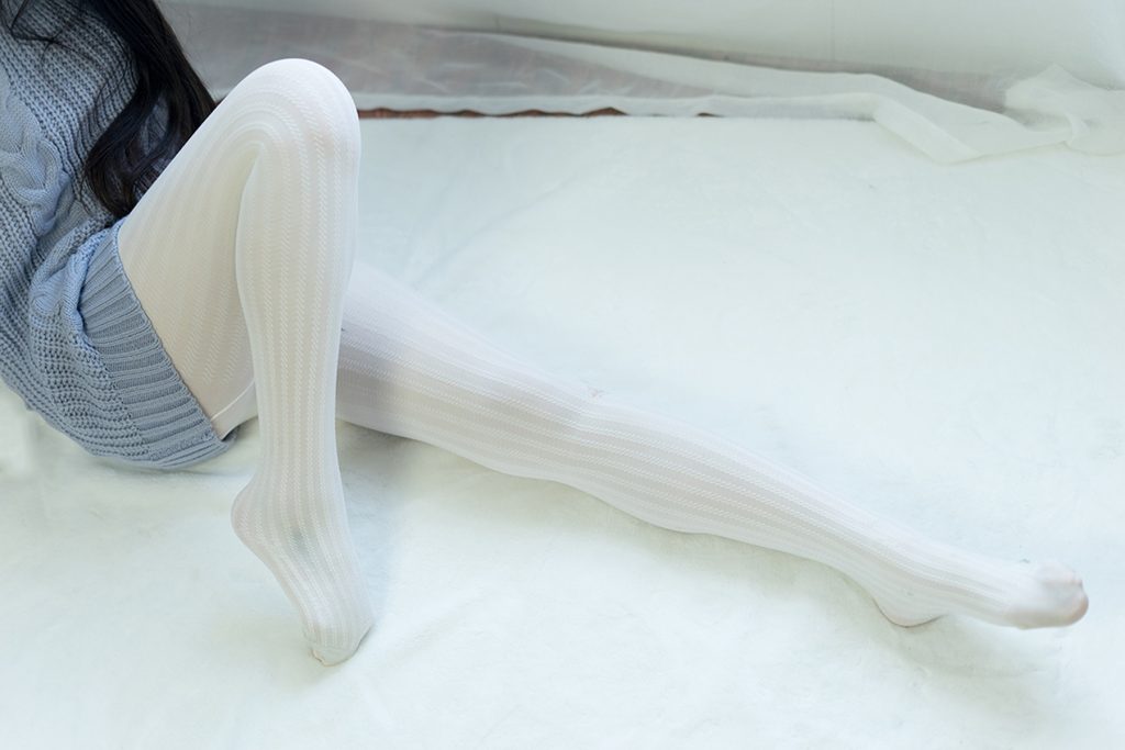 風之領域精品寫真@No.087 白絲露背毛衣 [39P/128MB]插圖3