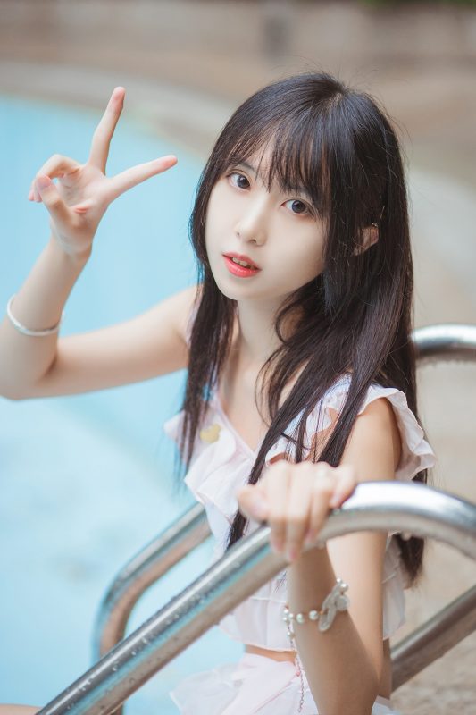 風之領域精品寫真@No.090 泳池里的小美人魚 [40P/163MB]-無料攝影圈