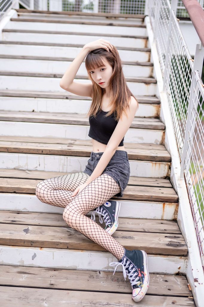 風之領域精品寫真@No.097 性感的黑絲網襪 [50P/163MB]插圖2