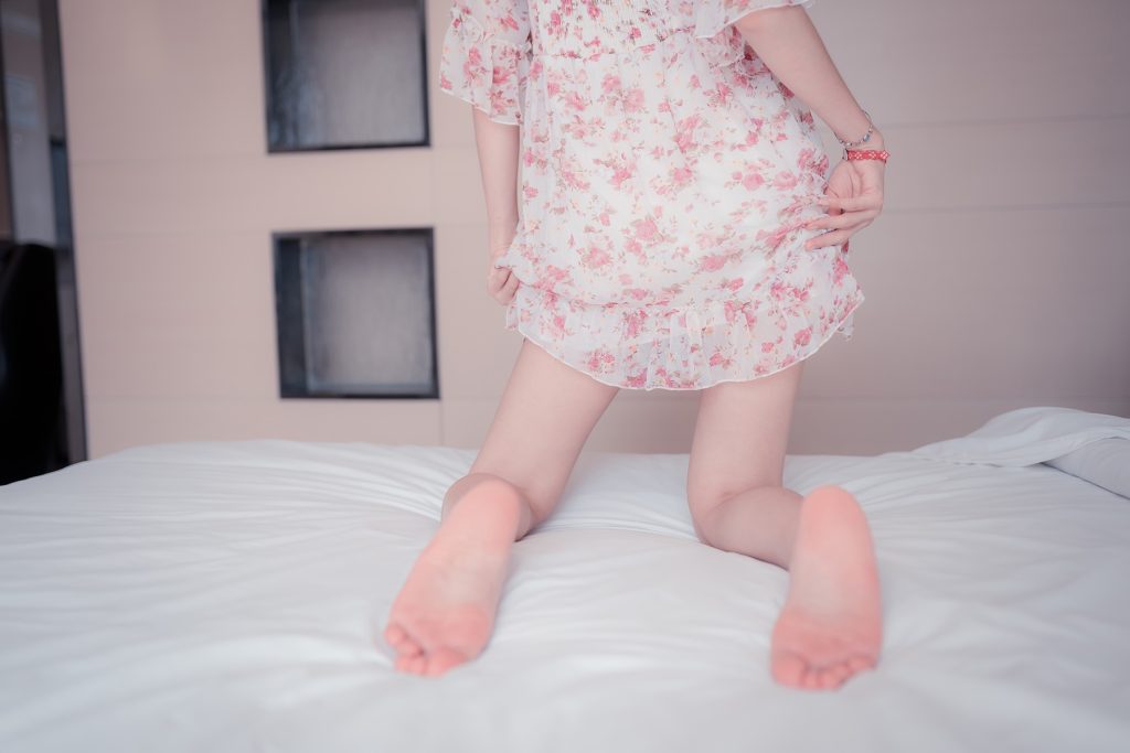 風(fēng)之領(lǐng)域精品寫真@No.111 粉色花花公主裙 [48P/108MB]插圖2