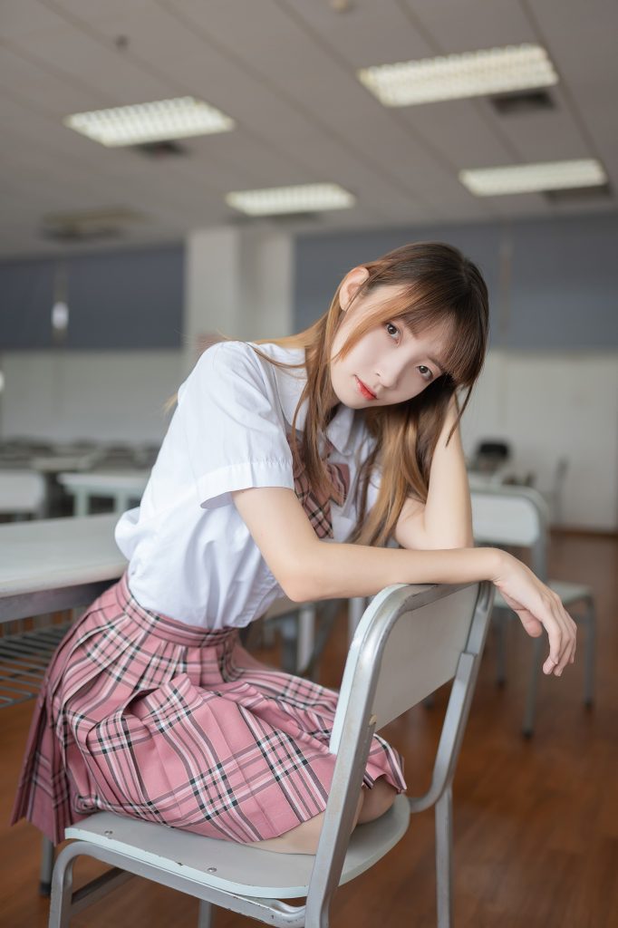 風(fēng)之領(lǐng)域精品寫真@No.114 格子裙 隔壁少女 [49P/132MB]插圖