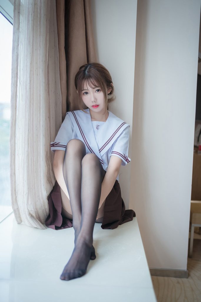 風(fēng)之領(lǐng)域精品寫真@No.129 黑絲系制服小姐姐 [45P/100MB]插圖3