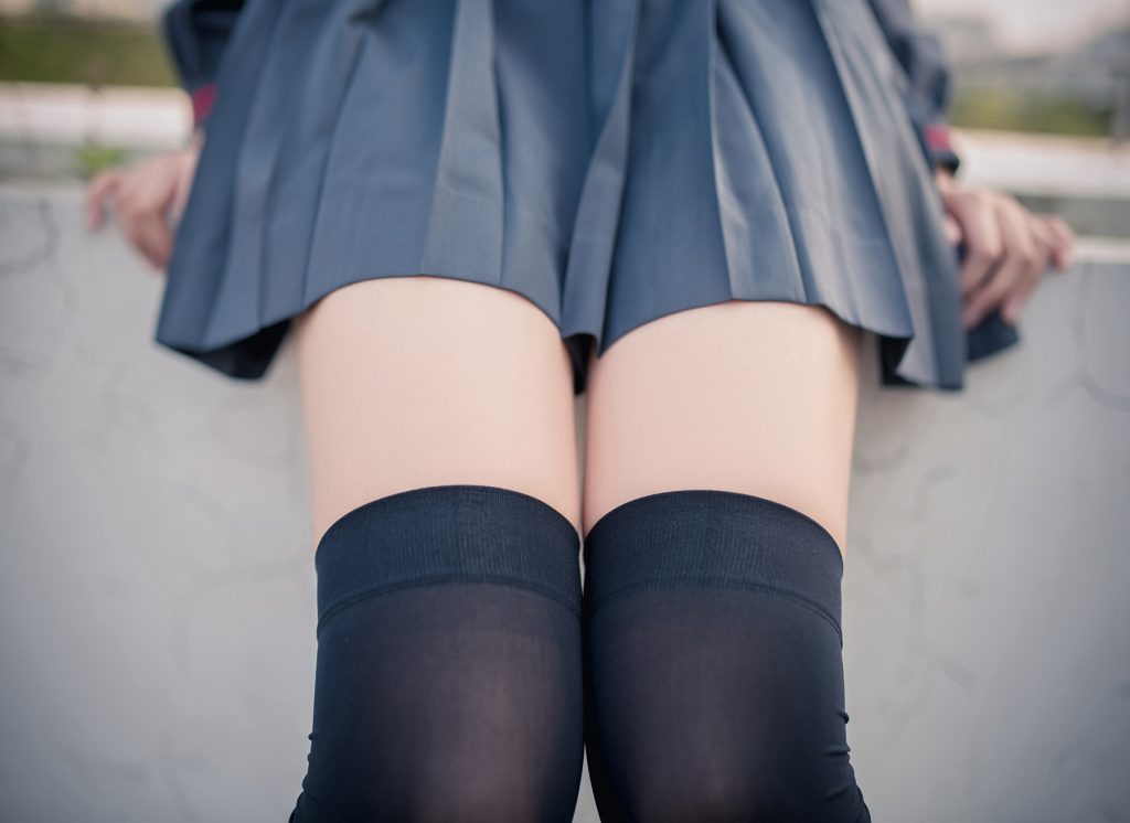 風(fēng)之領(lǐng)域精品寫真@No.131 JK戶外長(zhǎng)腿黑絲 [45P/223MB]插圖1