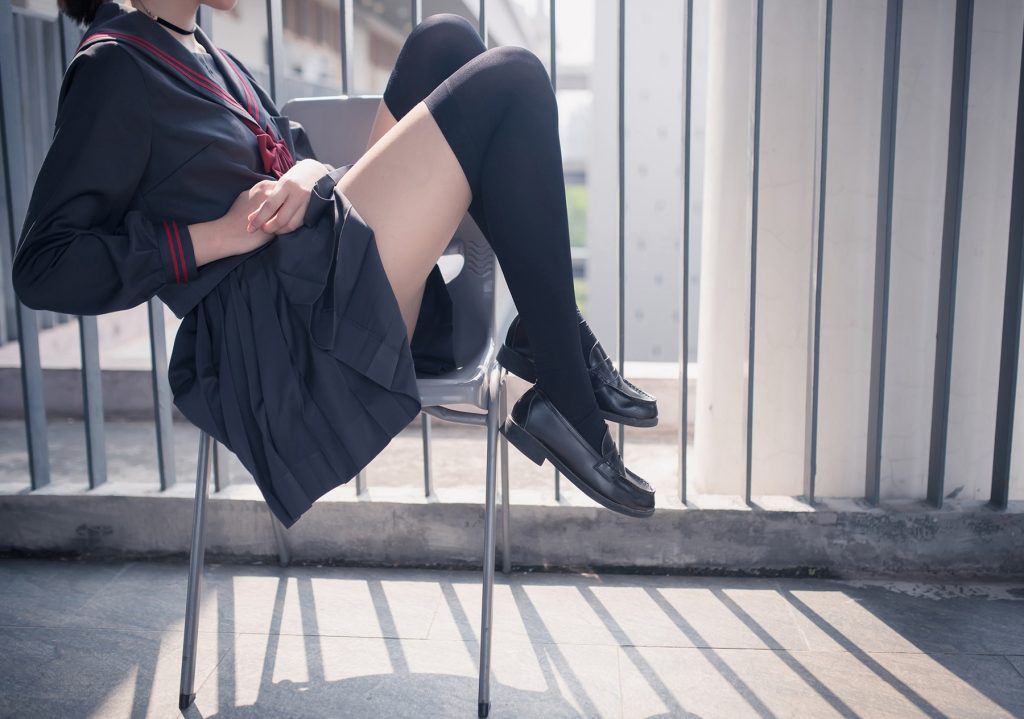 風(fēng)之領(lǐng)域精品寫真@No.131 JK戶外長(zhǎng)腿黑絲 [45P/223MB]插圖2