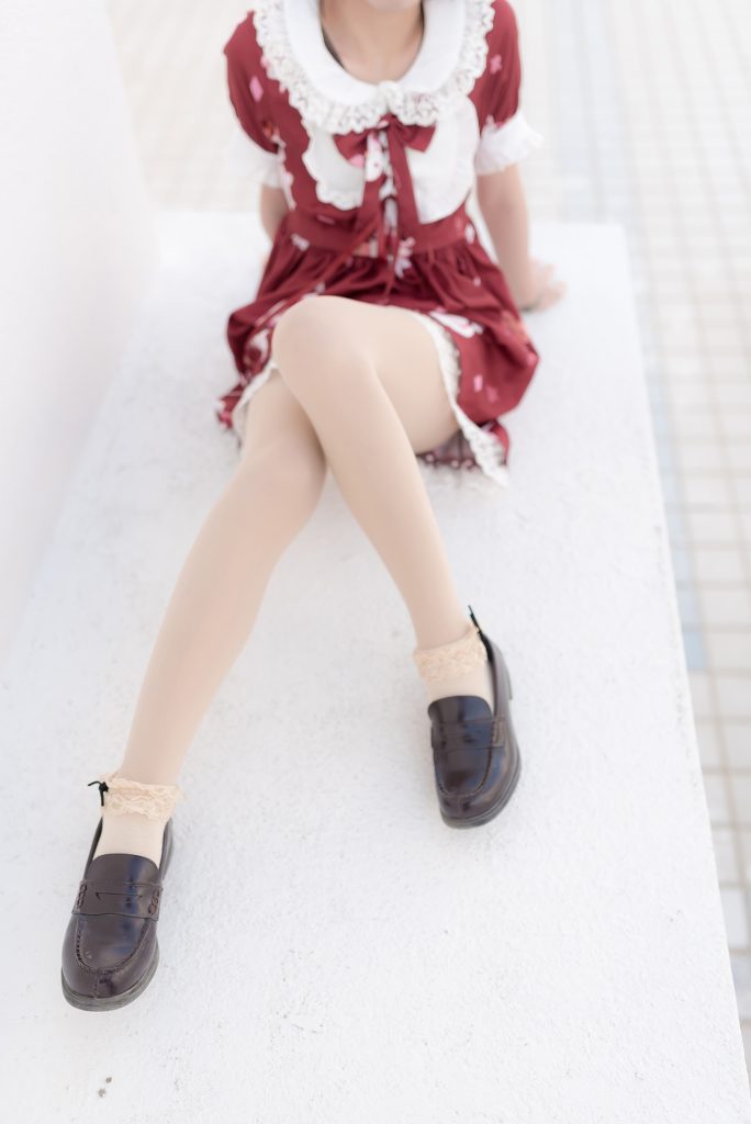 風(fēng)之領(lǐng)域精品寫真@No.154 街道上的紅裙肉絲女孩 [47P/135MB]插圖2