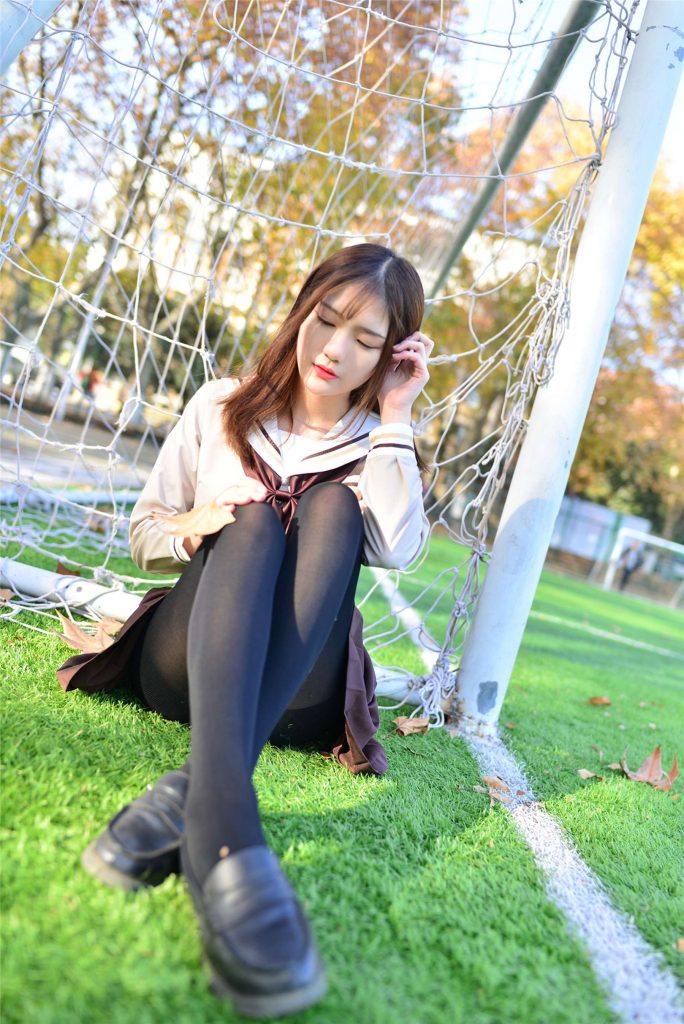 風之領域精品寫真@No.177 大學校園里的黑絲學妹 [32P/702MB]插圖