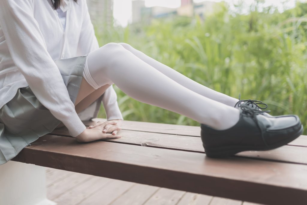 風(fēng)之領(lǐng)域精品寫真@No.190 踏青的白絲美少女 [50P/464MB]插圖2