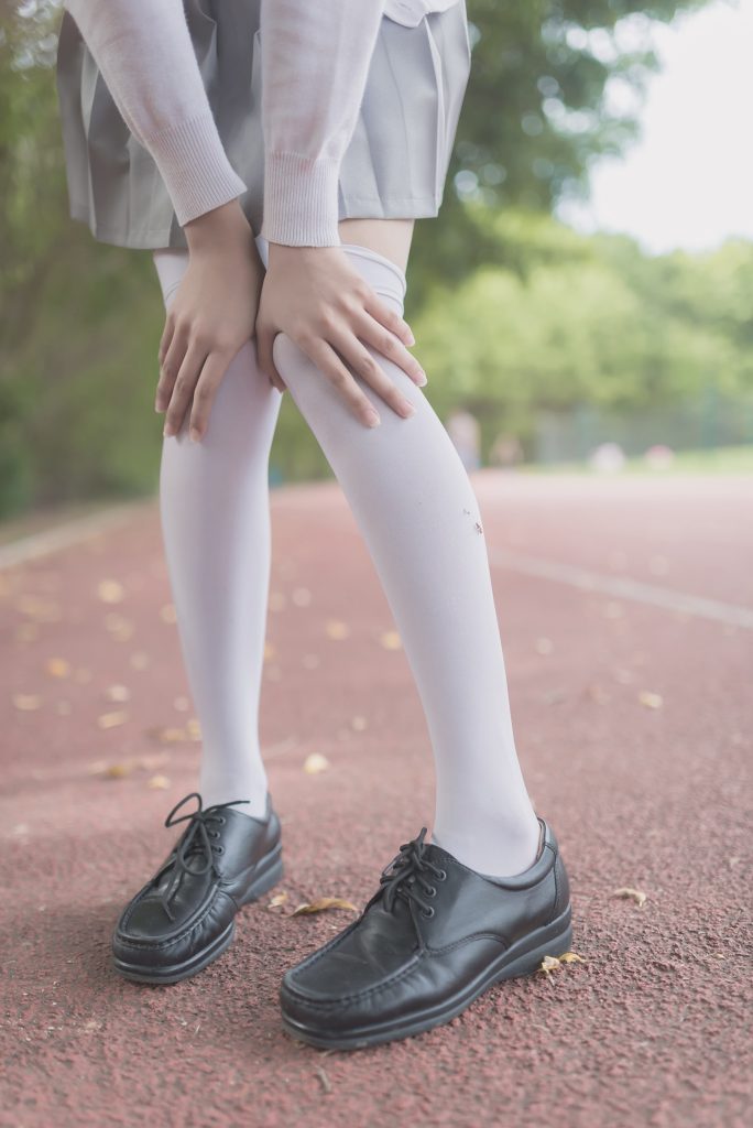 風(fēng)之領(lǐng)域精品寫真@No.190 踏青的白絲美少女 [50P/464MB]插圖