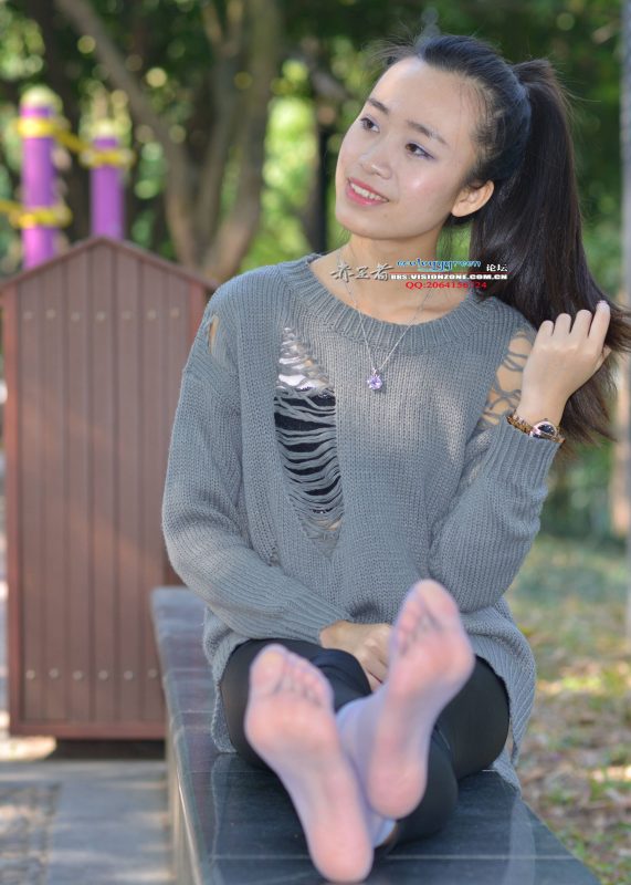 Ecologygreen攝影作品 NO.070 清秀妹紙的每足[33P/58MB]-無(wú)料攝影圈