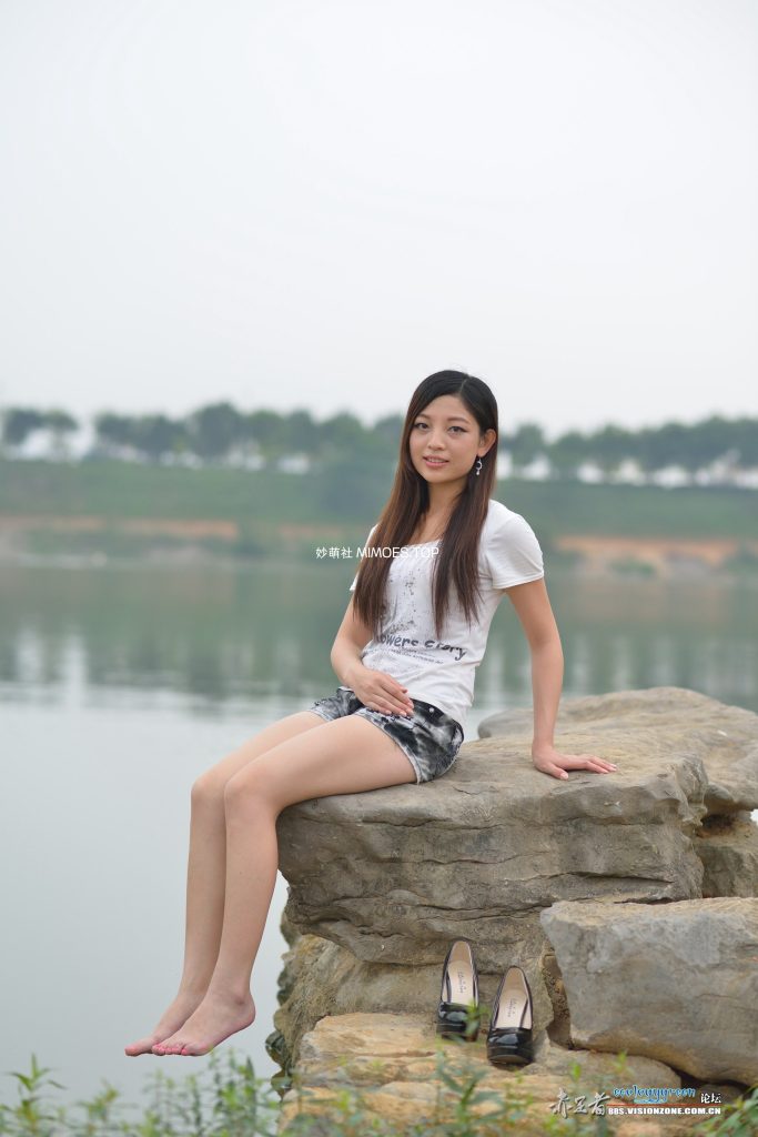 Ecologygreen攝影作品 NO.078 水嫩美模玉足黑絲來(lái)襲[34P/458MB]插圖2