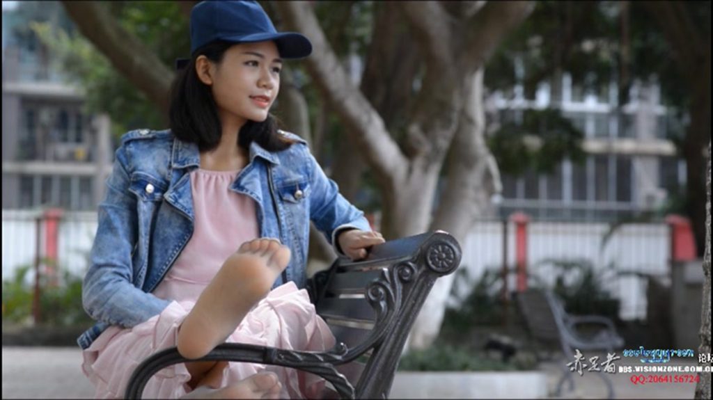 Ecologygreen 123 月月可愛(ài)優(yōu)雅絲足視 [20P/1V/495M]插圖2