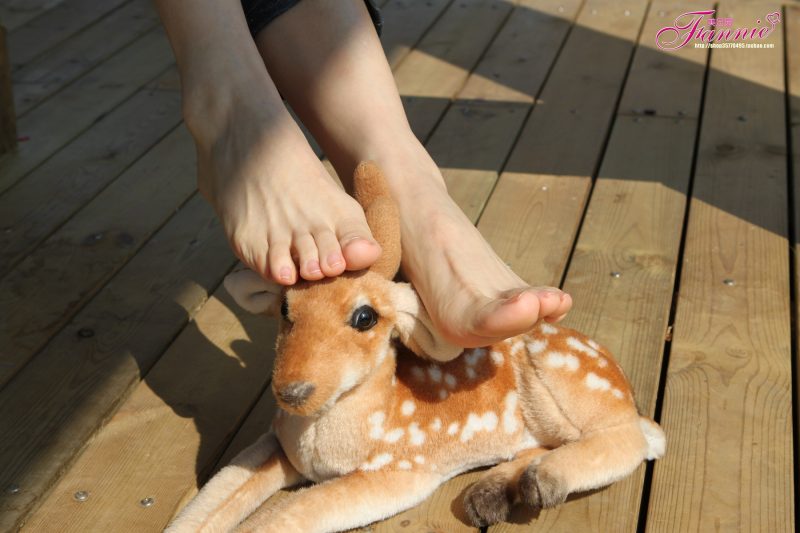 Fannie芬妮美足園 006 2009圣誕快樂(lè)！[76P/203MB]-無(wú)料攝影圈