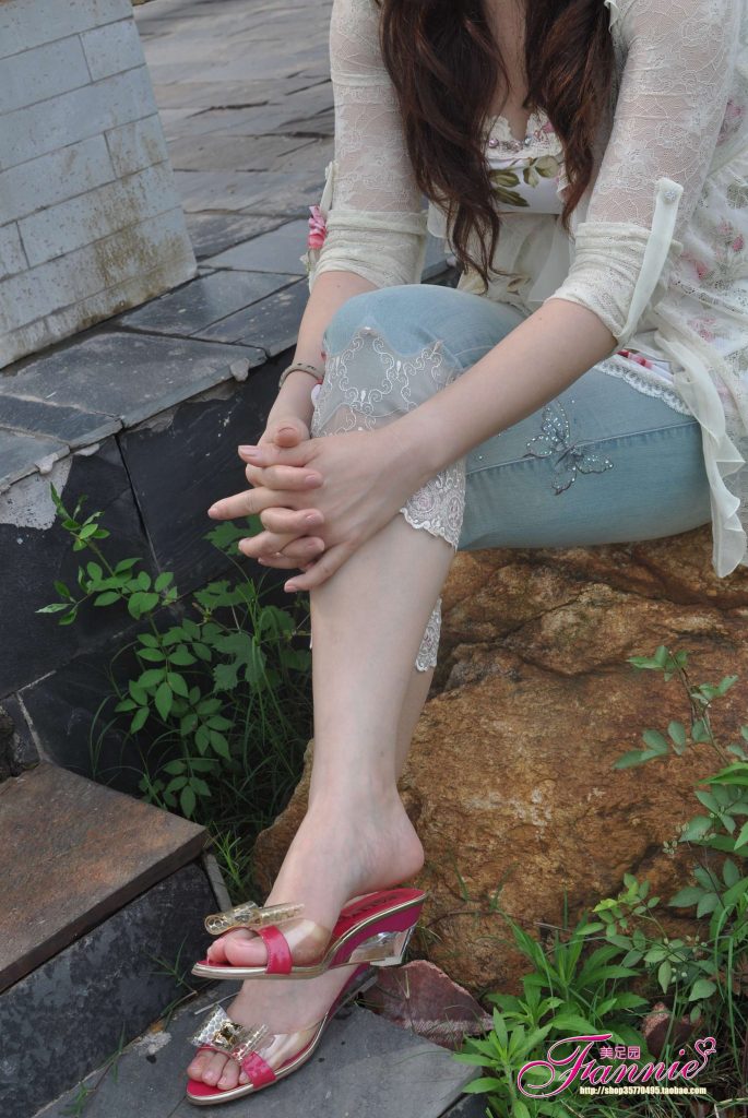 Fannie芬妮美足園 012 2011周年特輯（裸足2） [52P/140MB]插圖1