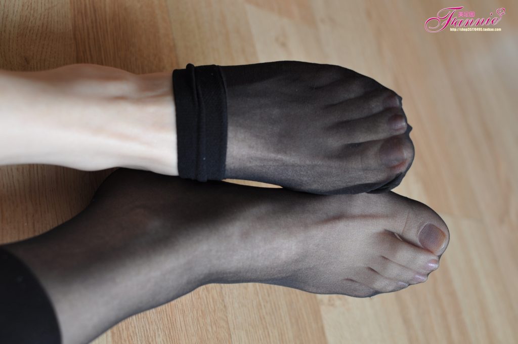 Fannie芬妮每足園 No.029 薄如蟬翼（黑絲）[61P/170MB]插圖3