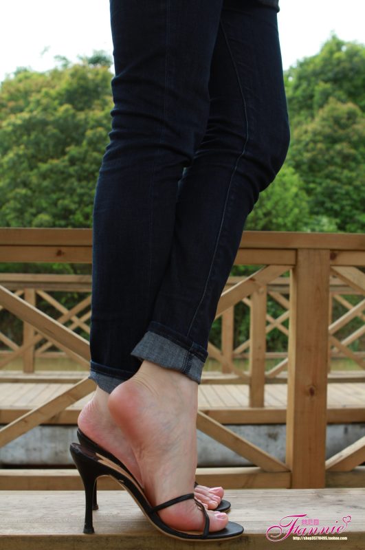 Fannie芬妮每足園 No.043 薄施粉彩 晶瑩剔透4 [87P/251MB]-無料攝影圈