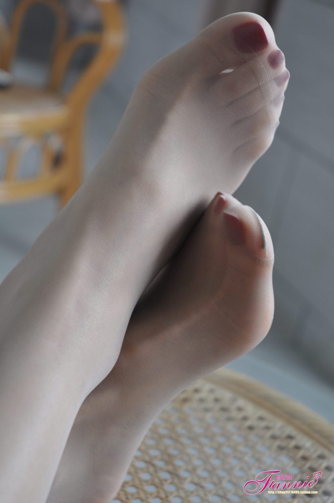 Fannie芬妮每足園 No.065 熾紅蓮2 [54P/152MB]插圖1