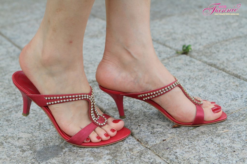 Fannie芬妮每足園 No.069 熾紅蓮高跟裸足2[48P/138MB]插圖2