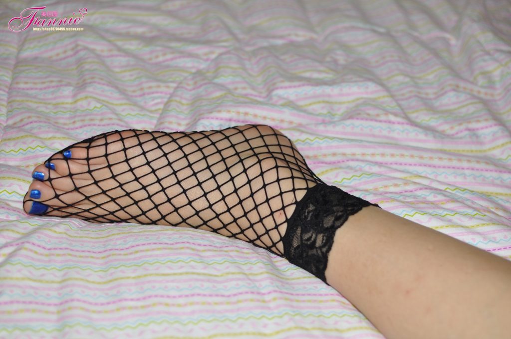 Fannie芬妮每足園 No.235 藍色魅音 黑網(wǎng)絲 [74P/206MB]插圖3