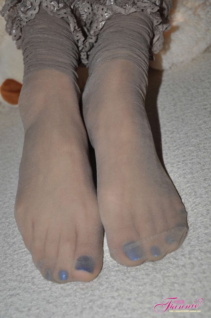 Fannie芬妮每足園 No.237 藍(lán)色魅音 灰絲 [74P/206MB]插圖1