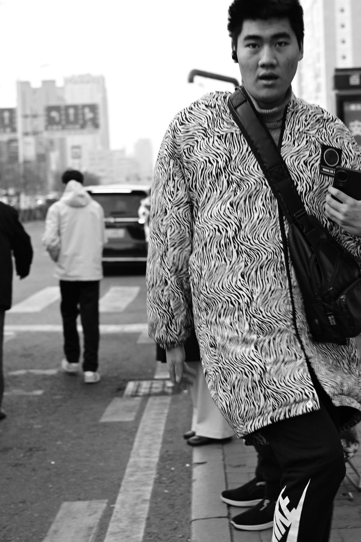 用心定格黑白街拍，捕捉靈魂瞬間插圖6