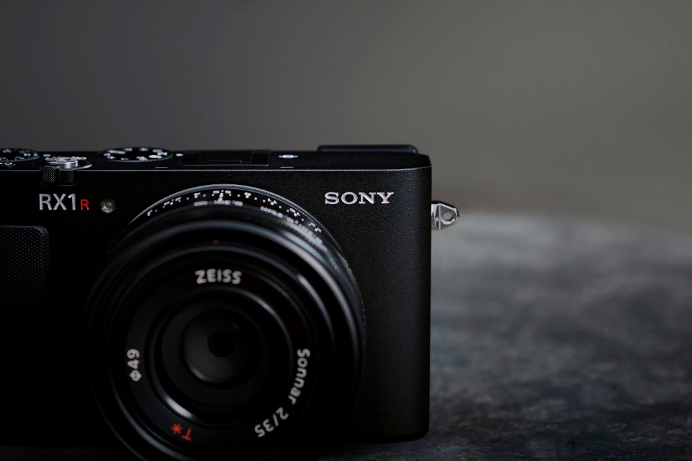 索尼發(fā)布黑卡系列全畫幅旗艦第三代RX1R III插圖3