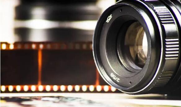 攝影主體與鏡頭的關(guān)系-無料攝影圈