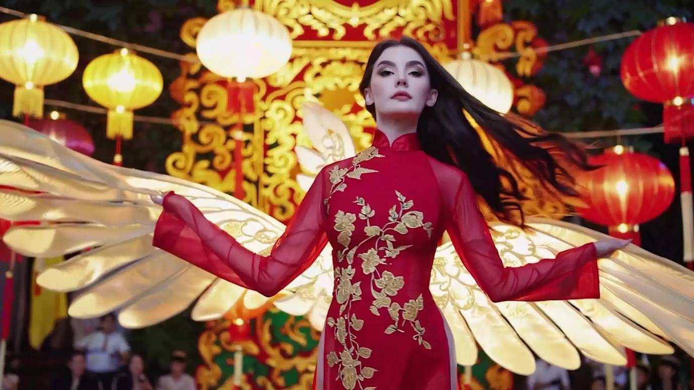 AI Video 049 Xuan V? Trong N?ng S?m (POP EDM DANCE when Tet Tradition Ao Dai Meet Bikini Supermodel dance)[4K/1V/298MB]插圖