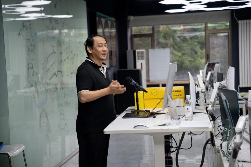 未來視界啟航：像素蛋糕AI修圖課登陸中國傳媒大學插圖1