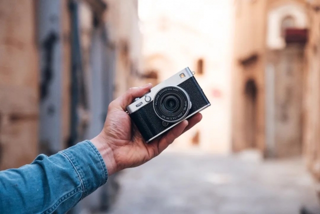 富士膠片推出無(wú)反數(shù)碼相機(jī) “FUJIFILM X-E5”插圖9