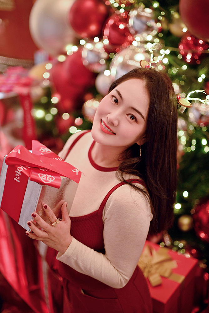 簡(jiǎn)單4招，教你在室內(nèi)打造夢(mèng)幻圣誕人像插圖4