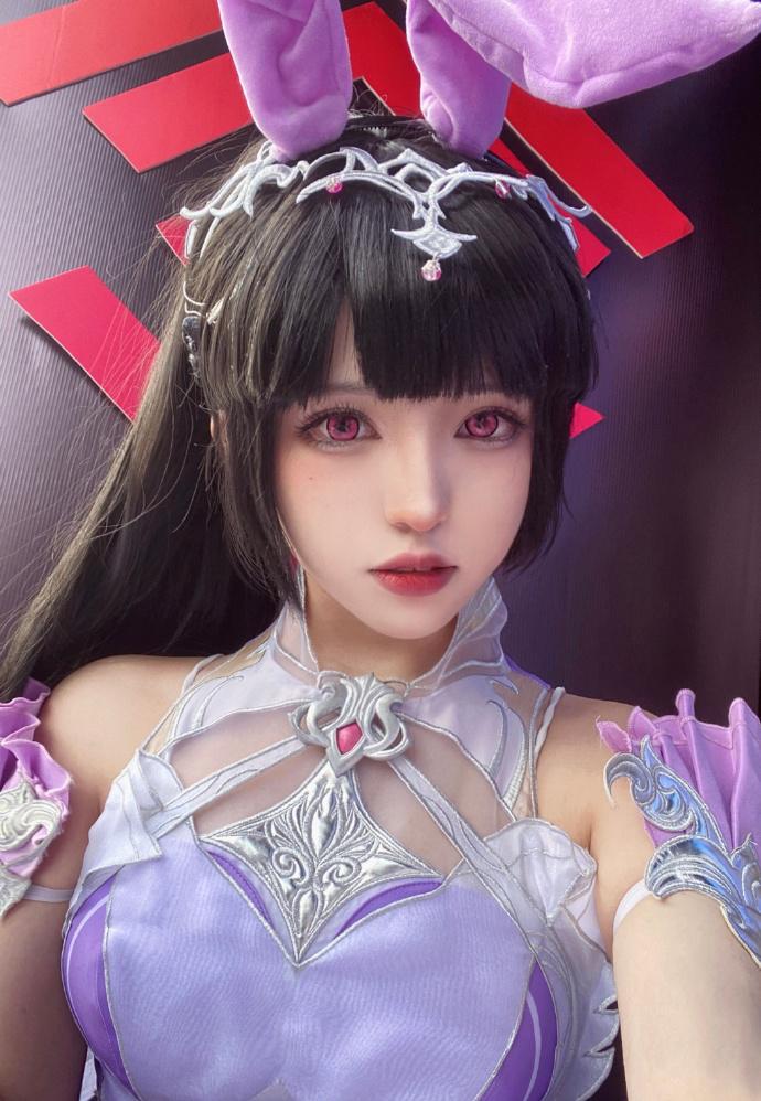 小舞cos第一人飯思思地位不保？拿出怪盜基德后，仍舊驚艷全場(chǎng)插圖6