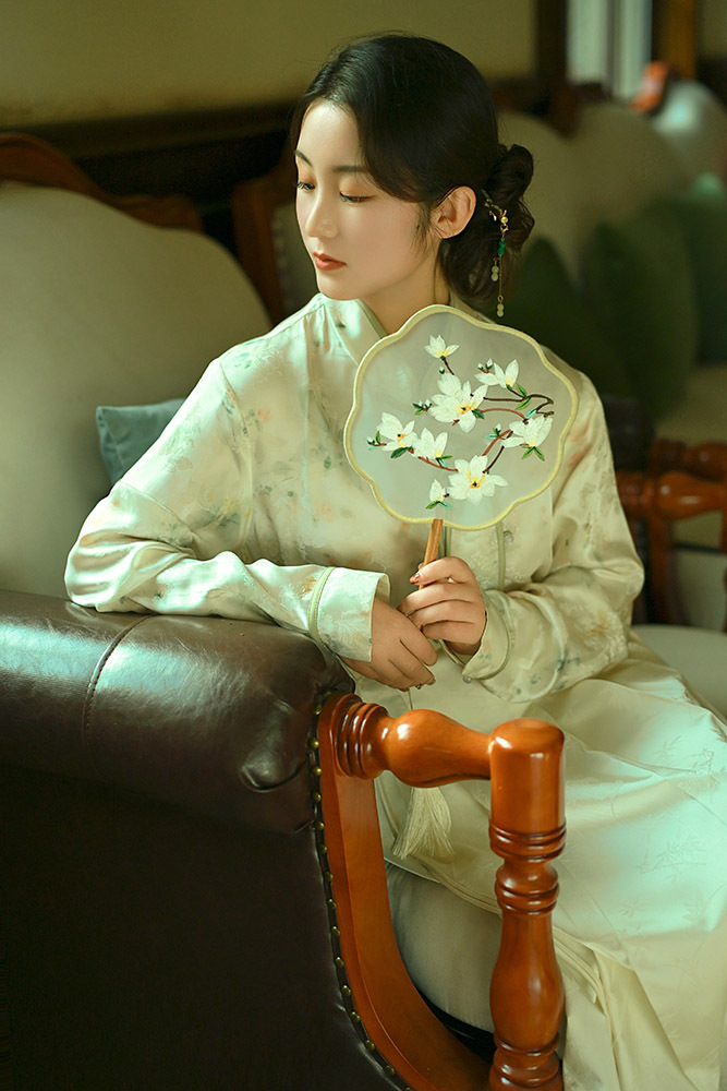 鏡頭下的老街：用光影營(yíng)造故事感插圖5