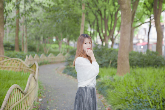 幾種實用日系擺姿法-無料攝影圈