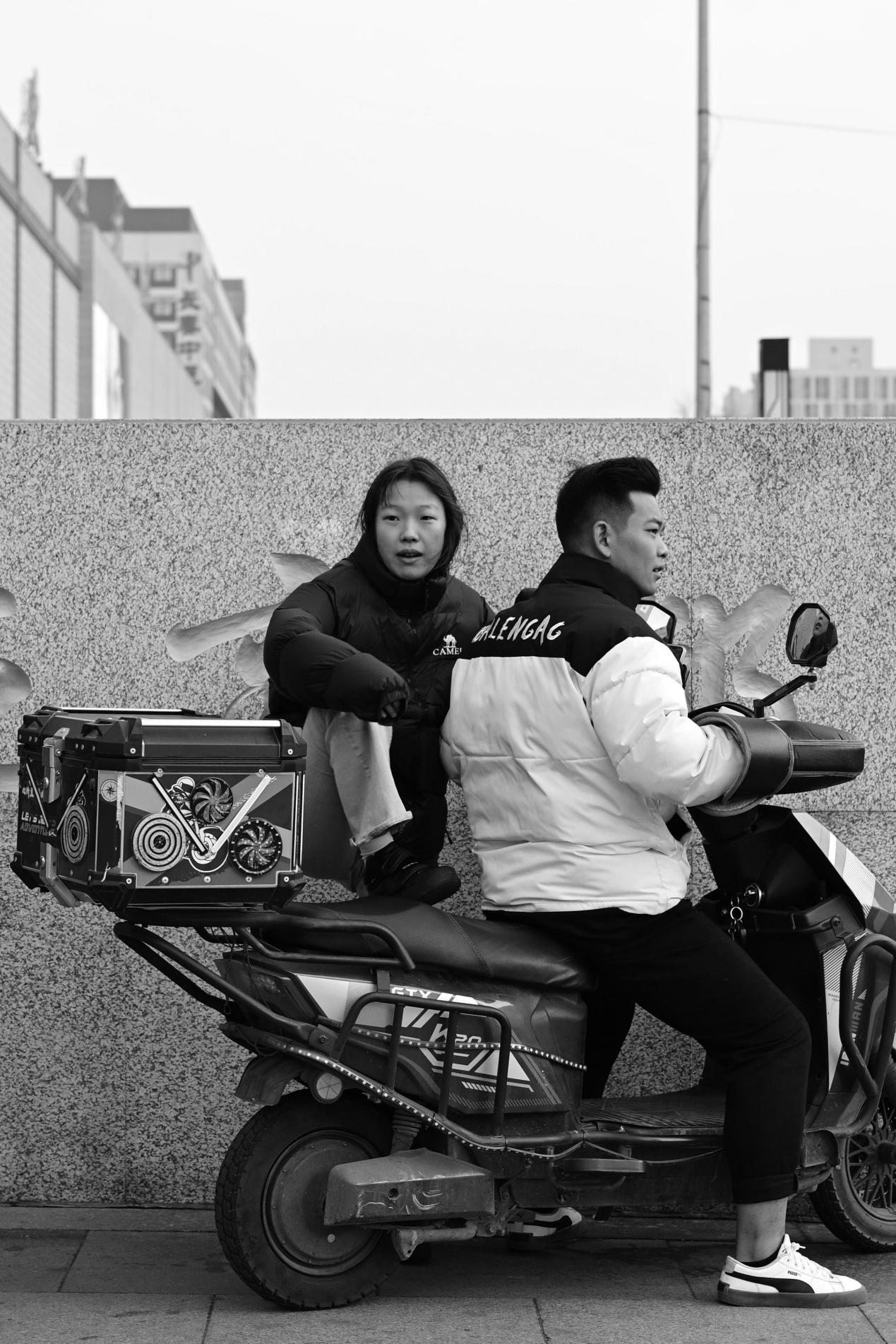 用心定格黑白街拍，捕捉靈魂瞬間插圖9