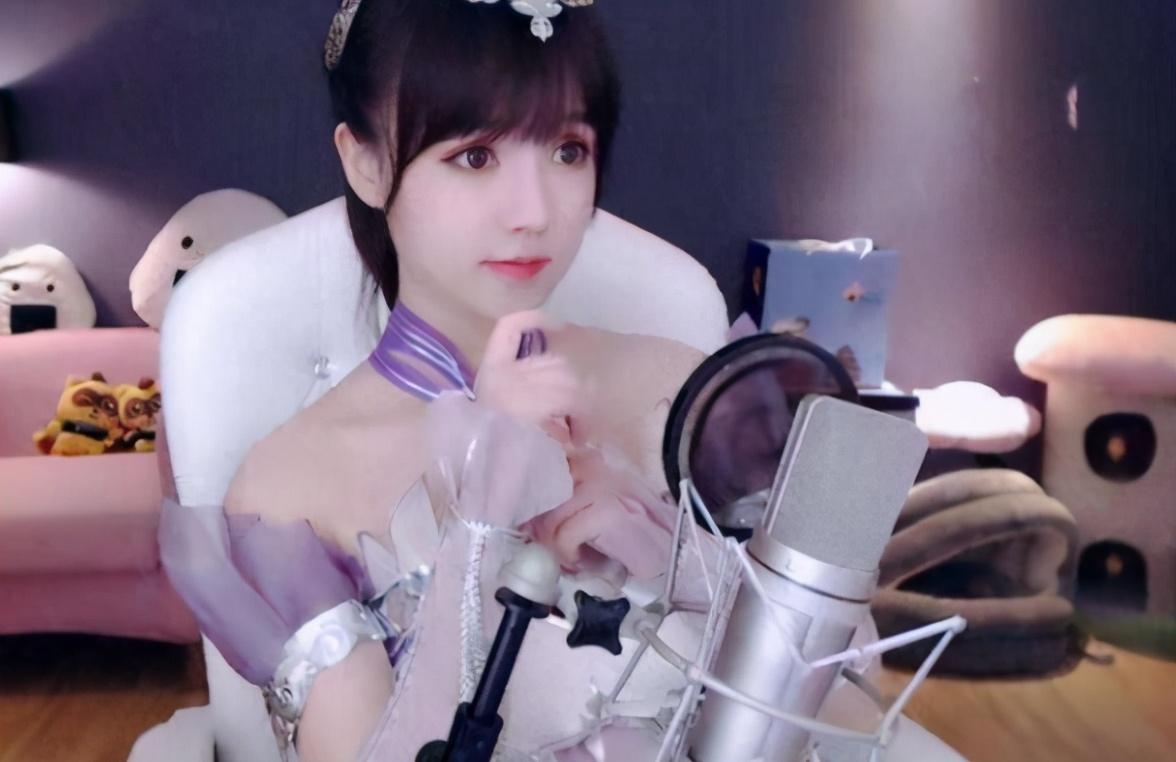 小舞cos第一人飯思思地位不保？拿出怪盜基德后，仍舊驚艷全場(chǎng)插圖4