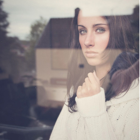 攝影技巧：人群較多的場所怎么拍出畫面干凈的人像？插圖2