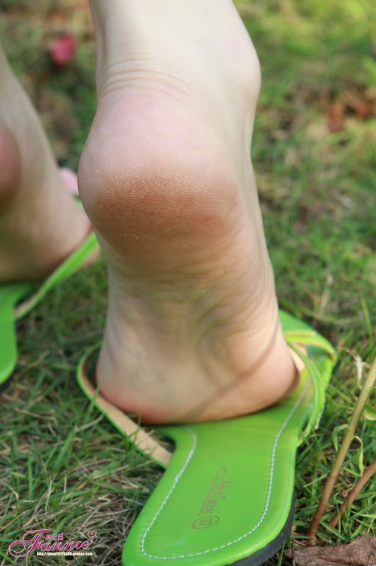 Fannie芬妮每足園 No.291 綠野芳蹤2 [42P/131MB]-無料攝影圈