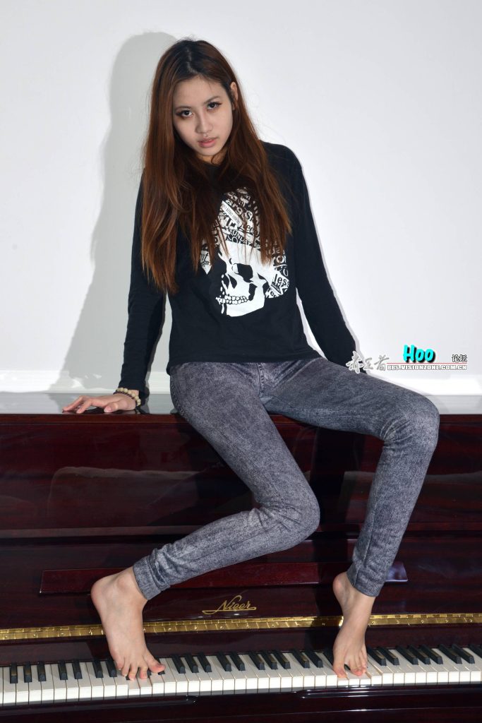 [赤足者]VOL.025 高清圖集[120P/939MB]插圖