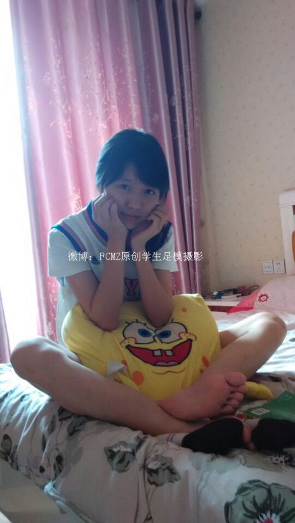 FCMZ原創(chuàng)學生足模攝影 No.027 樂花 [98P/573MB]插圖1