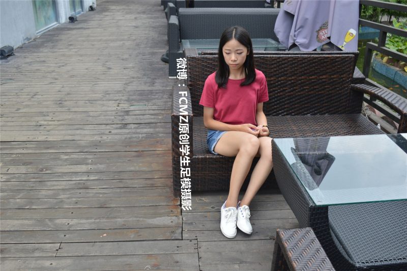 FCMZ原創(chuàng)學(xué)生足模攝影 No.030 蘿卜 [128P/83MB]-無(wú)料攝影圈