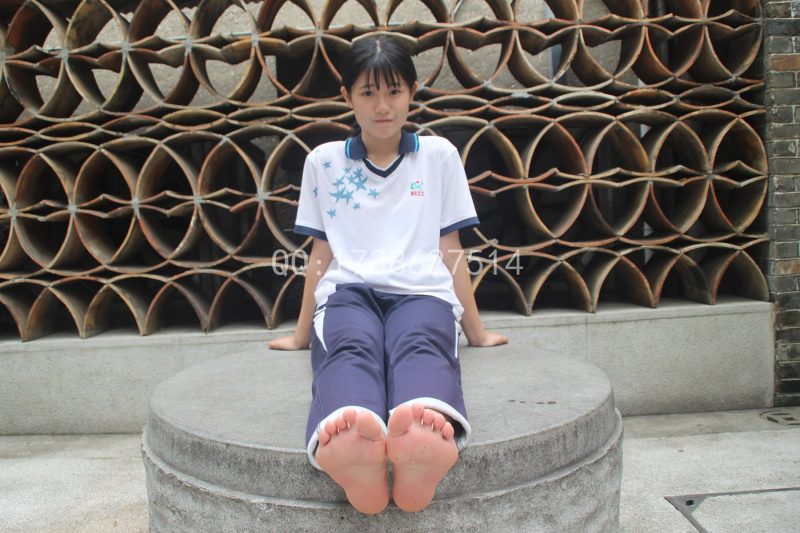FCMZ原創(chuàng)學(xué)生足模攝影 No.039 肉肉 [152P/255MB]-無(wú)料攝影圈
