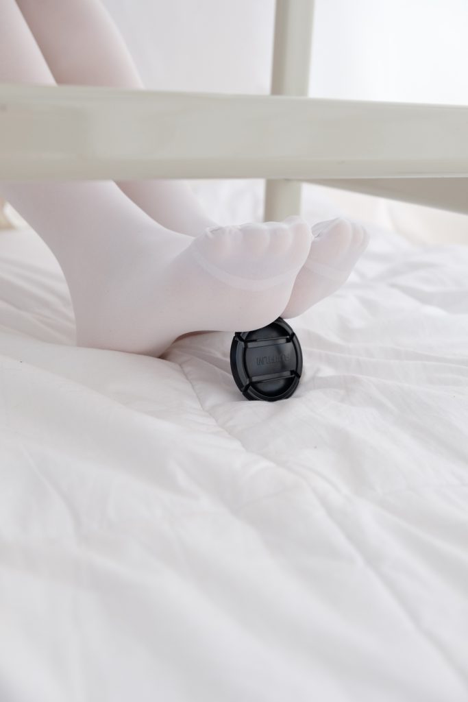 喵寫真 VOL.007 課桌上白絲水手服 [55P/360MB]插圖2