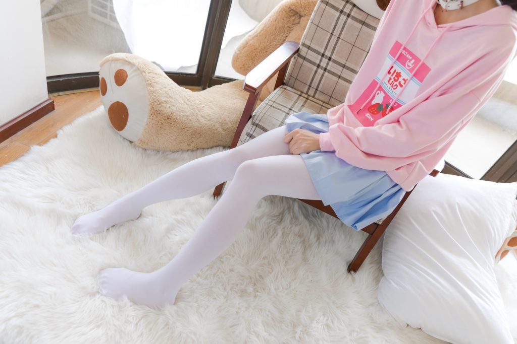 喵寫真 早期作品09 白絲少女居家寫真 [104P/1V/643MB]插圖2